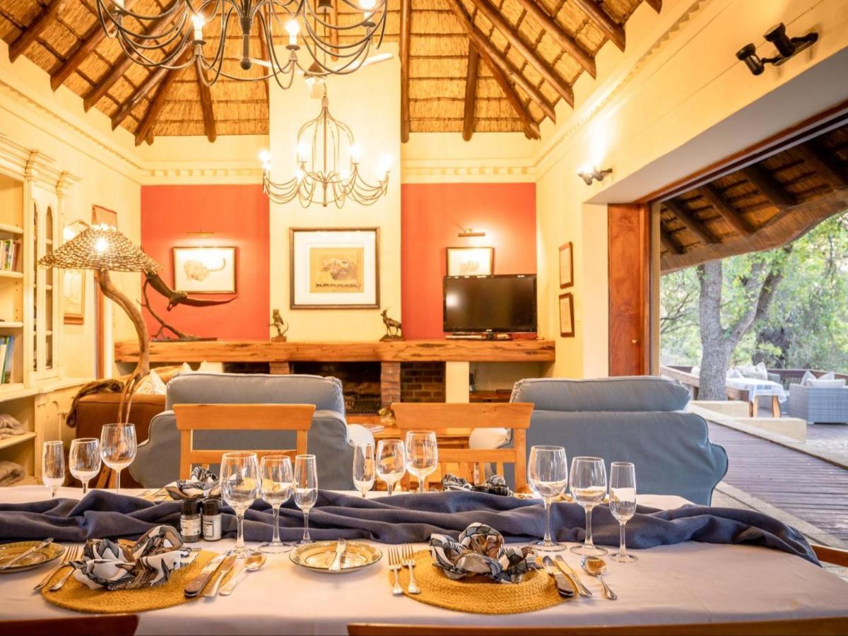 Shimungwe Lodge, Thornybush Game Reserve フッドスプルイト エクステリア 写真