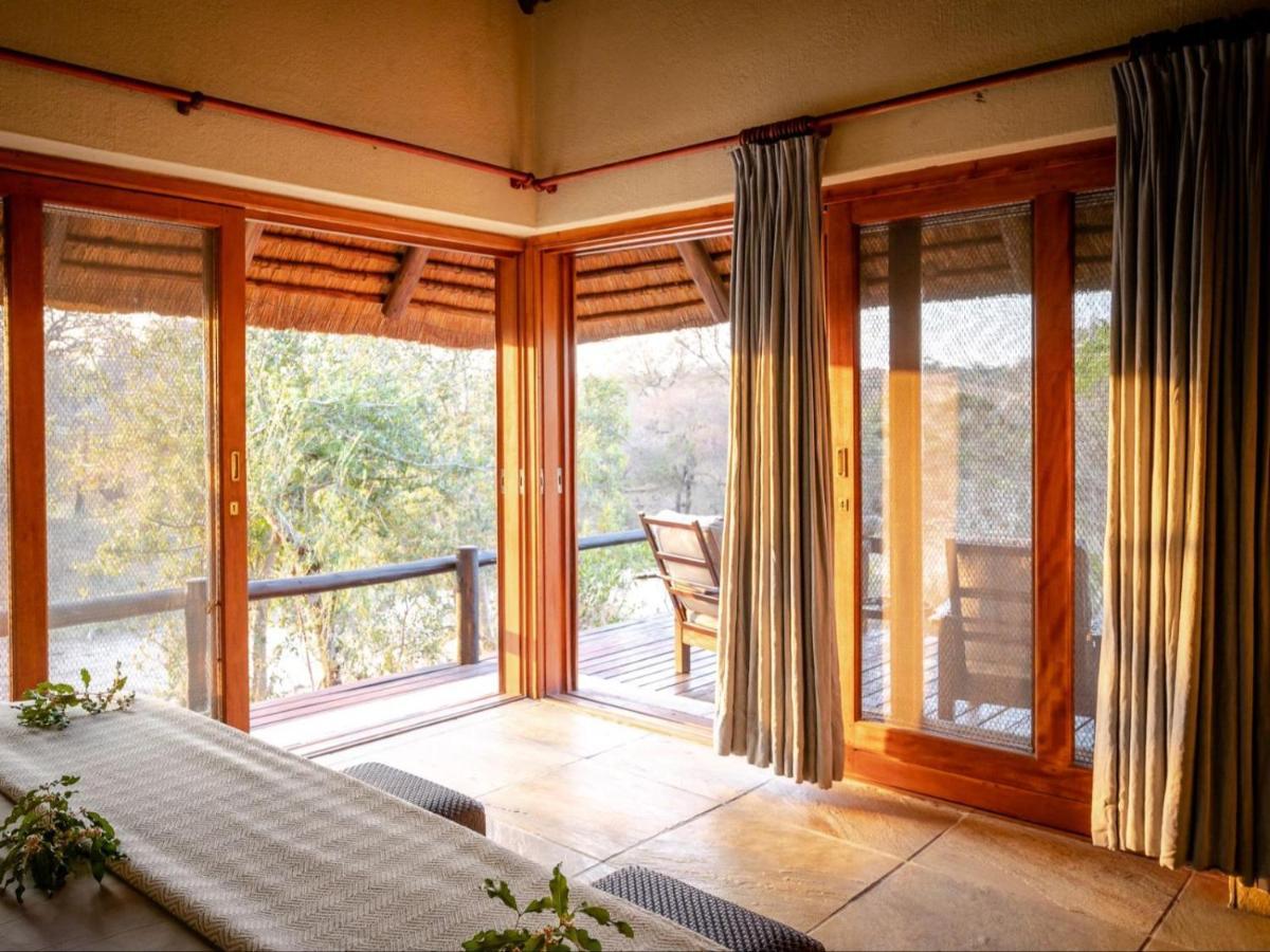 Shimungwe Lodge, Thornybush Game Reserve フッドスプルイト エクステリア 写真