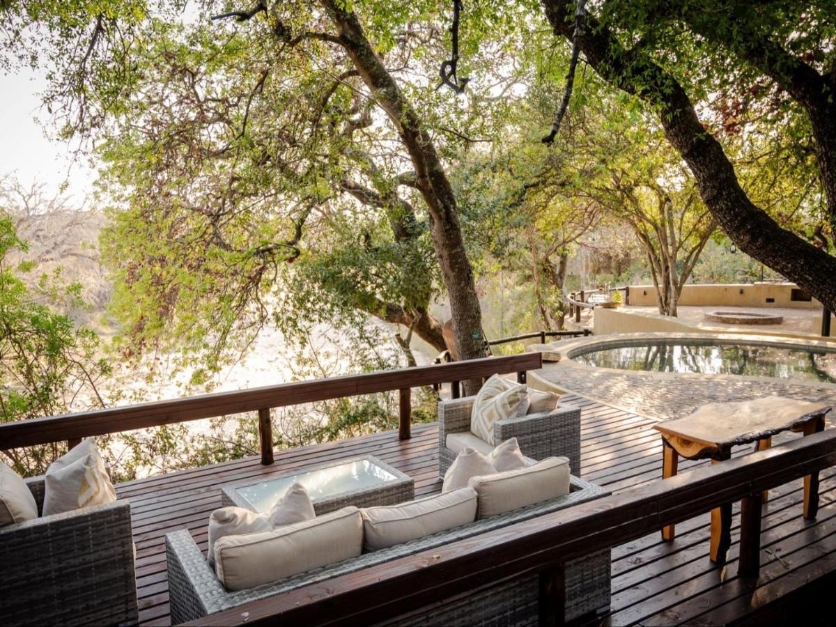 Shimungwe Lodge, Thornybush Game Reserve フッドスプルイト エクステリア 写真
