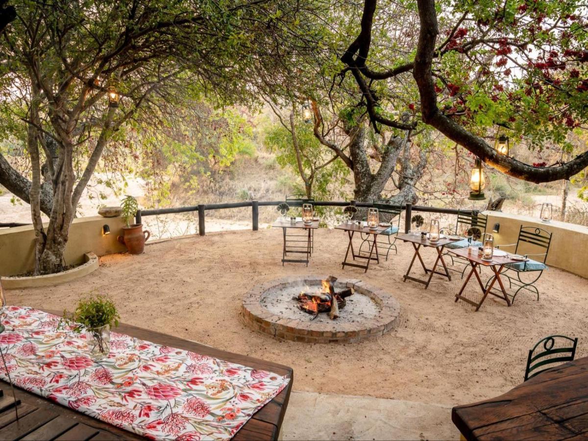 Shimungwe Lodge, Thornybush Game Reserve フッドスプルイト エクステリア 写真